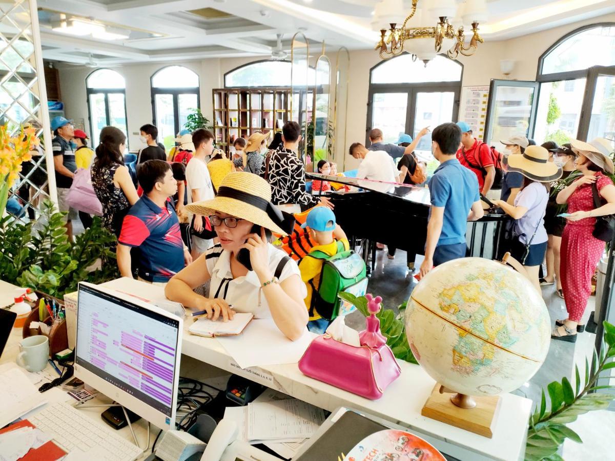 Halong Lavender Hotel Ha Long Bagian luar foto